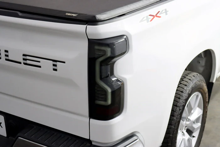 19-24 Chevrolet Silverado 1500 / 20-24 Silverado 2500HD/3500HD PRO-Series LED Tail Lights Red Smoke - Image 4