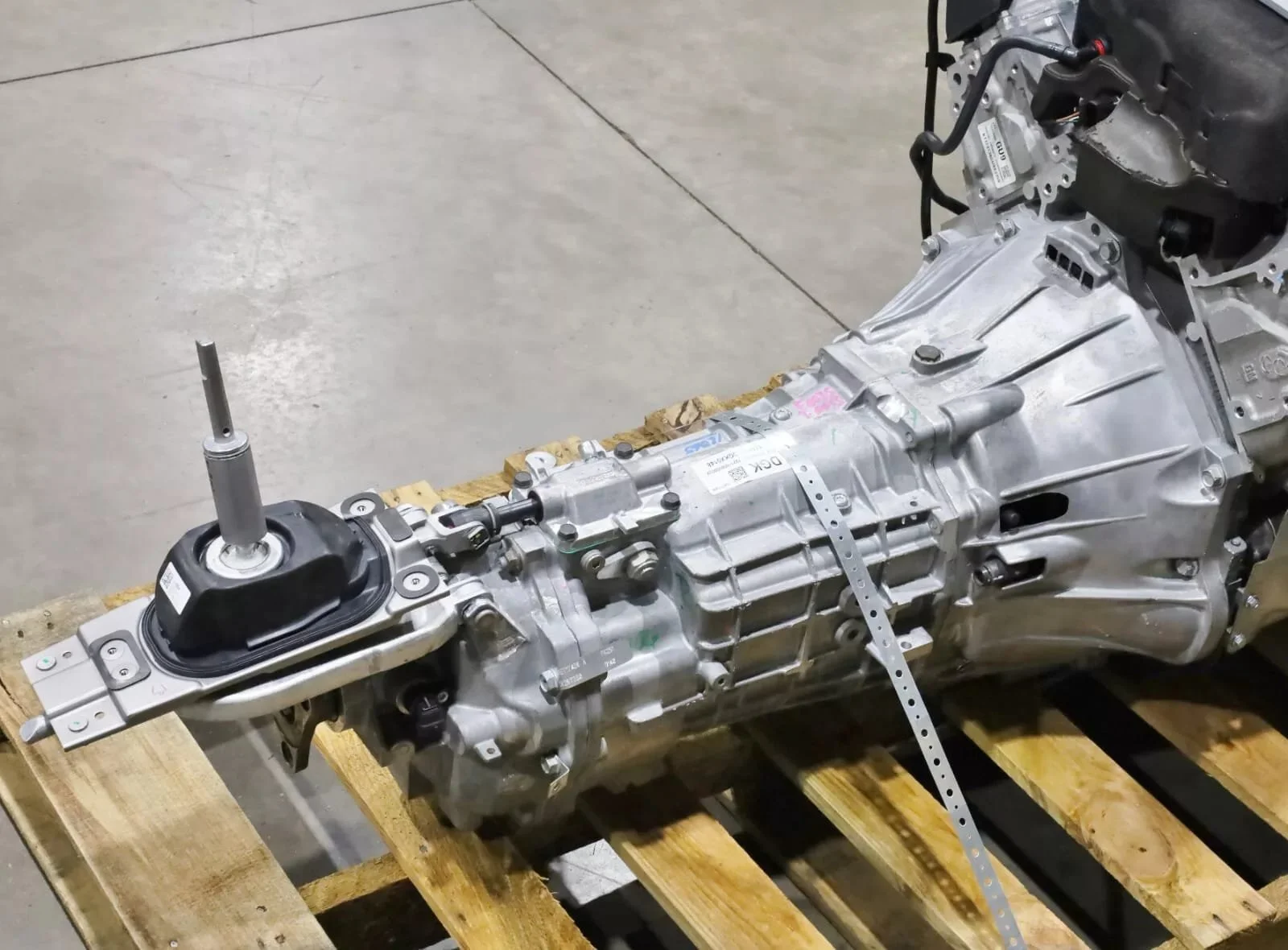 2018 Camaro SS 6.2L Gen V LT1 Engine Motor 6-Speed Manual Transmission 23K Miles - Image 2