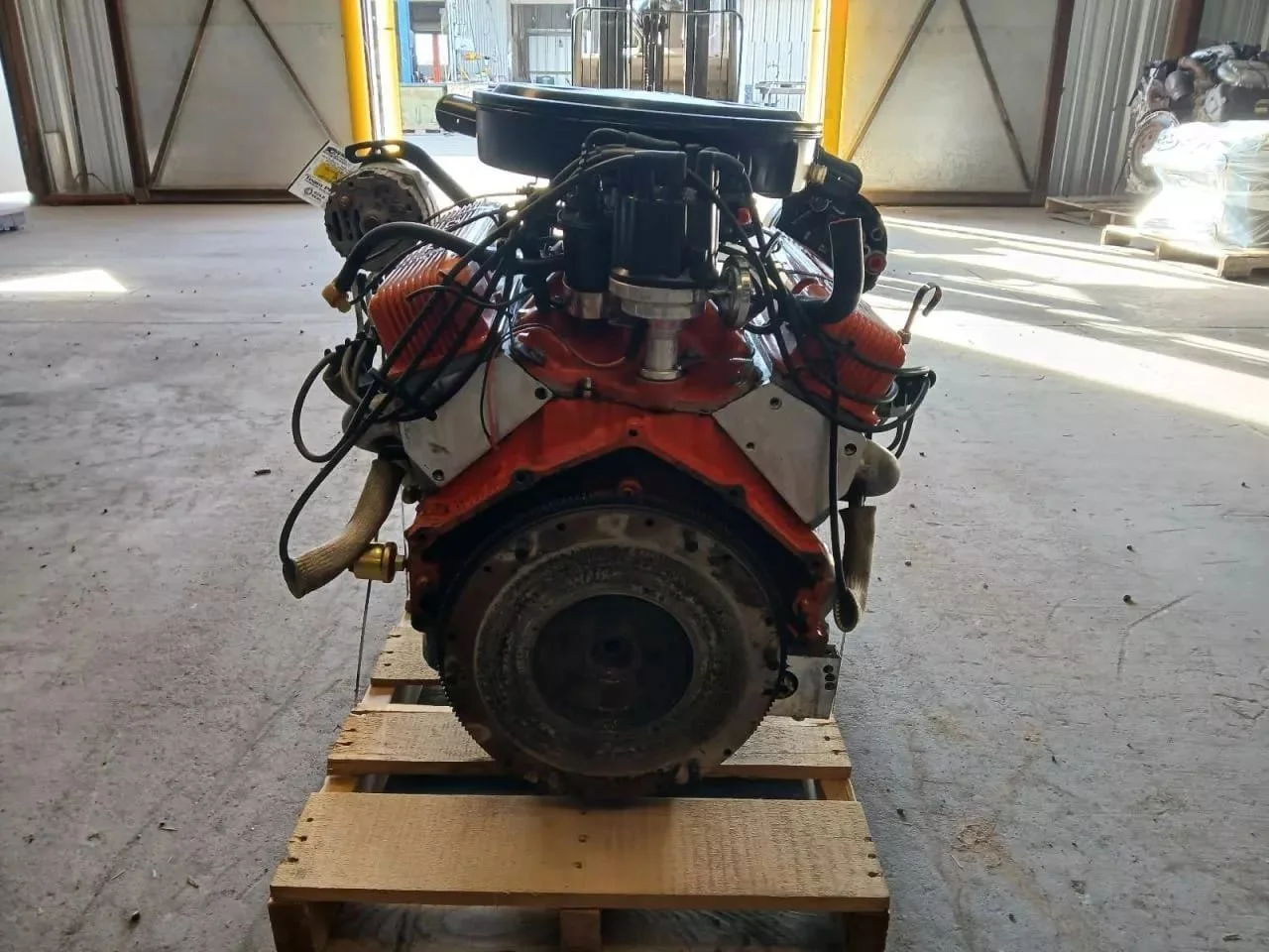5.7L 4-Bolt Main Chevy 350 Engine Assembly with Performance Mods 92k Miles - Image 3