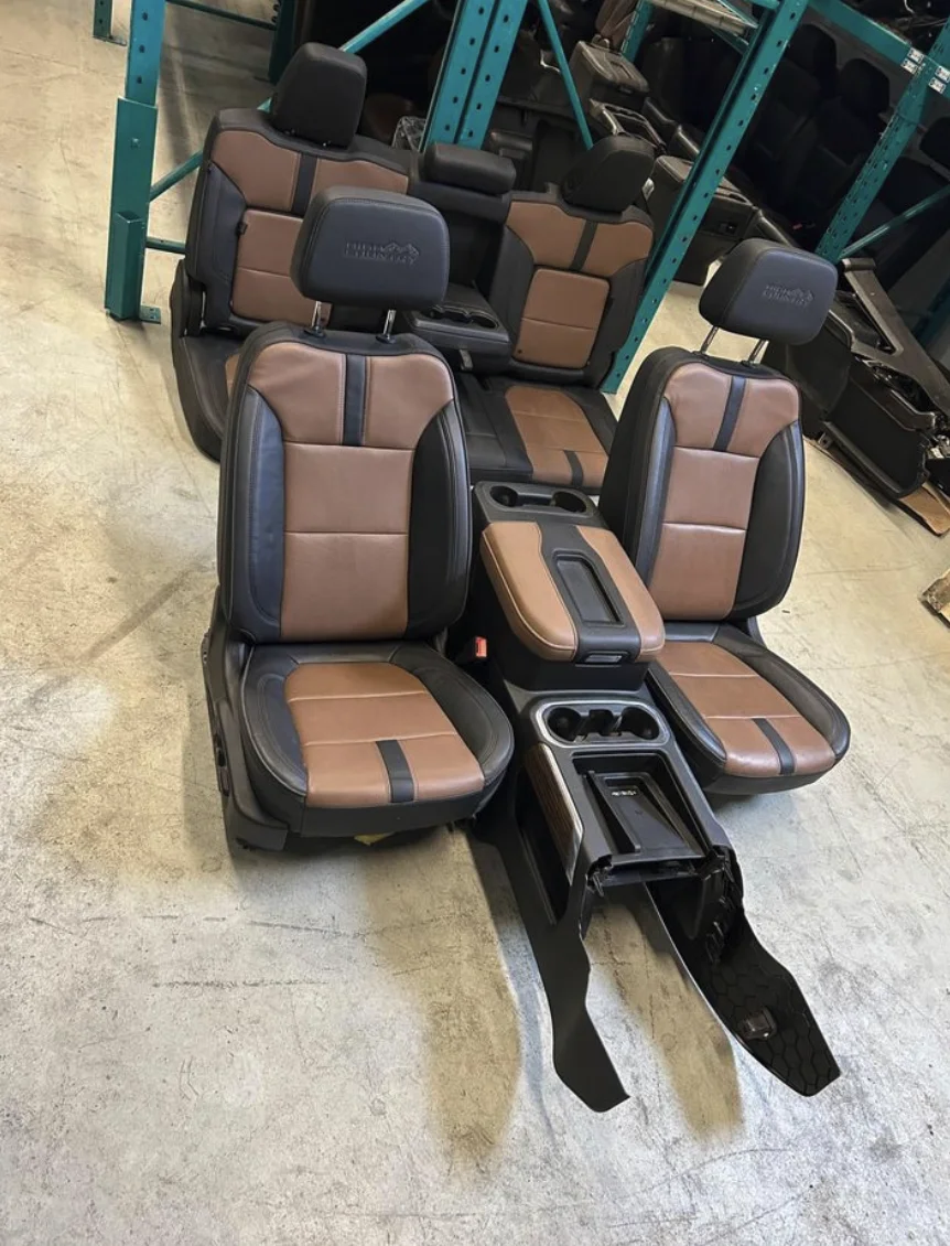 2019-2024 Chevy Silverado 1500/2500/3500 High Country Brown Leather Seats and Centre Console Set for Sale - Image 3