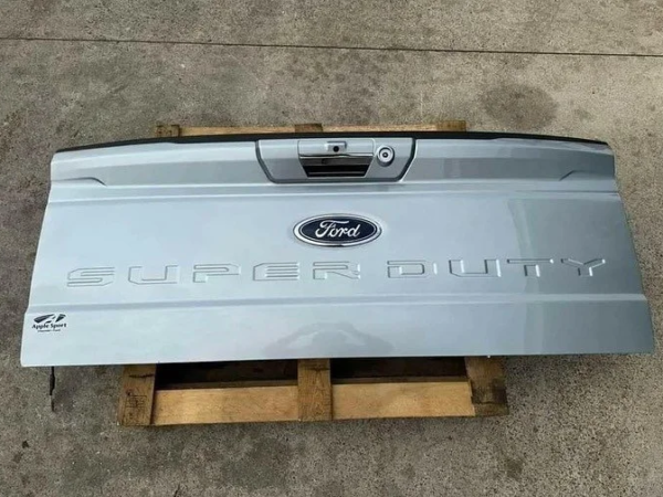 2023-2024 Ford F-250/F-350 OEM Tailgate with Camera and Step for Sale