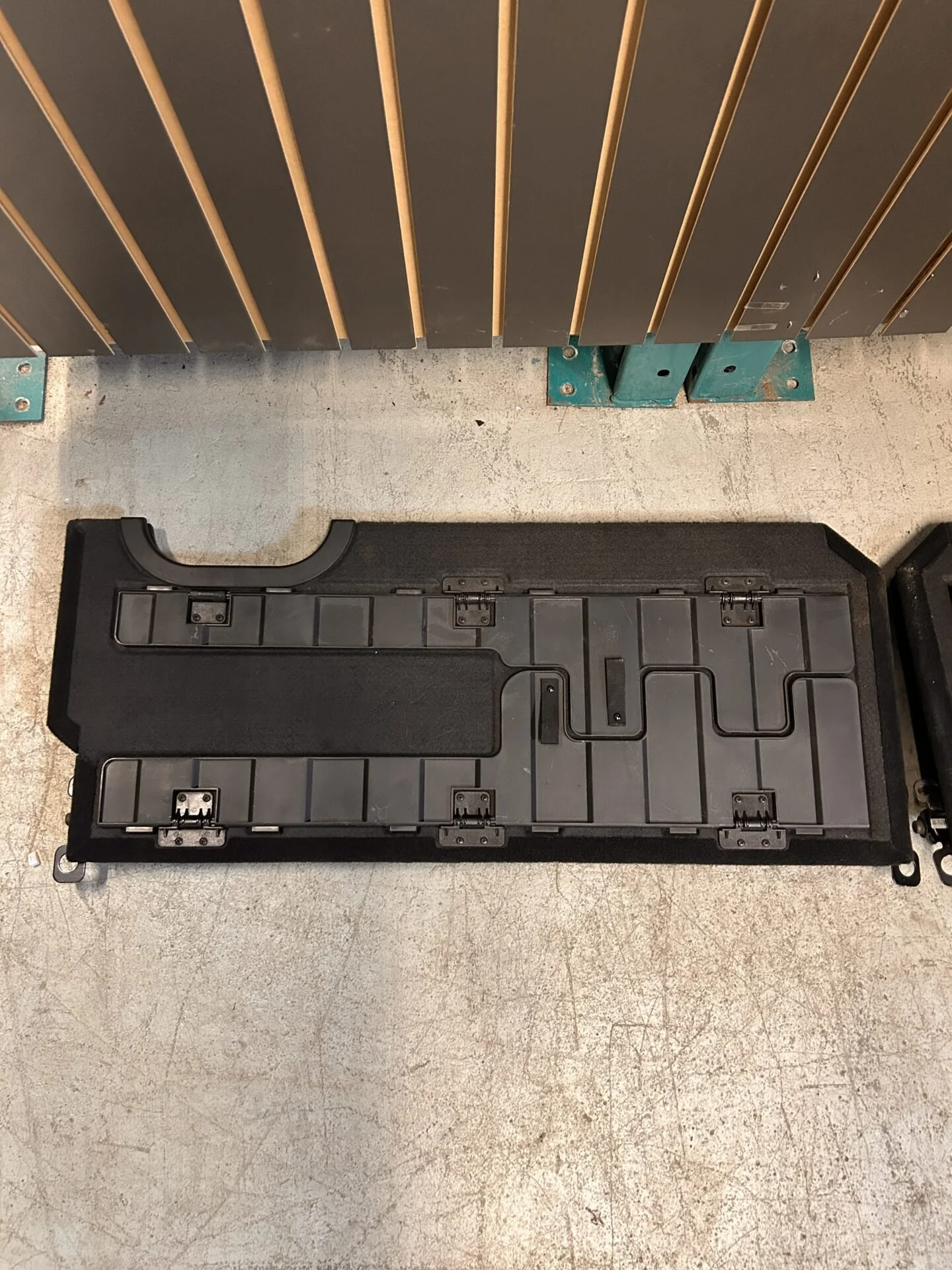 2013-2024 RAM 1500/2500/3500 Folding Load Floor Assembly Left and Right Side - Image 3