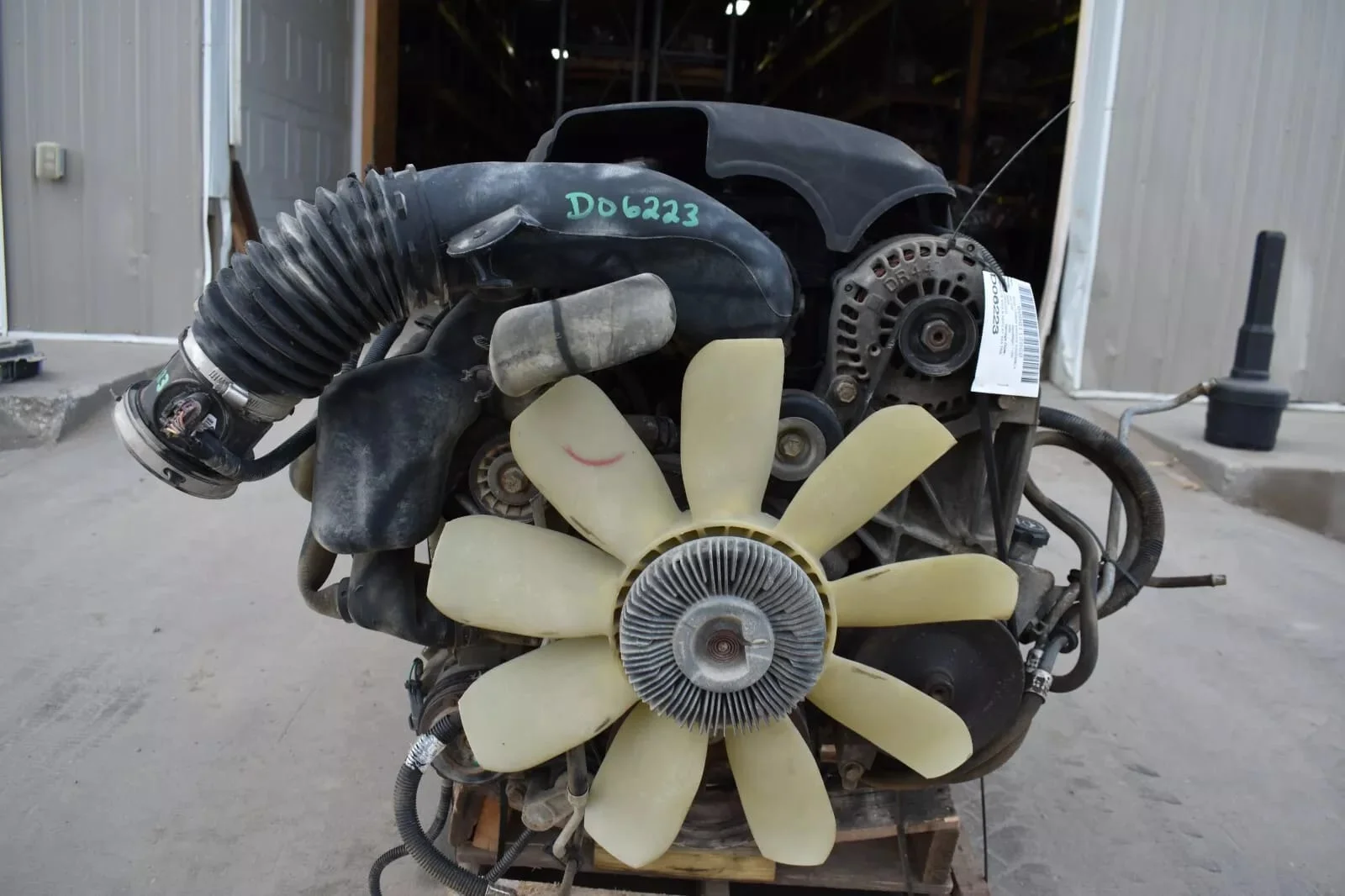 2008 Silverado 6.0 LY6 Vortec Engine and 4×4 6L90 Transmission Liftout Swap – 65K Miles - Image 2