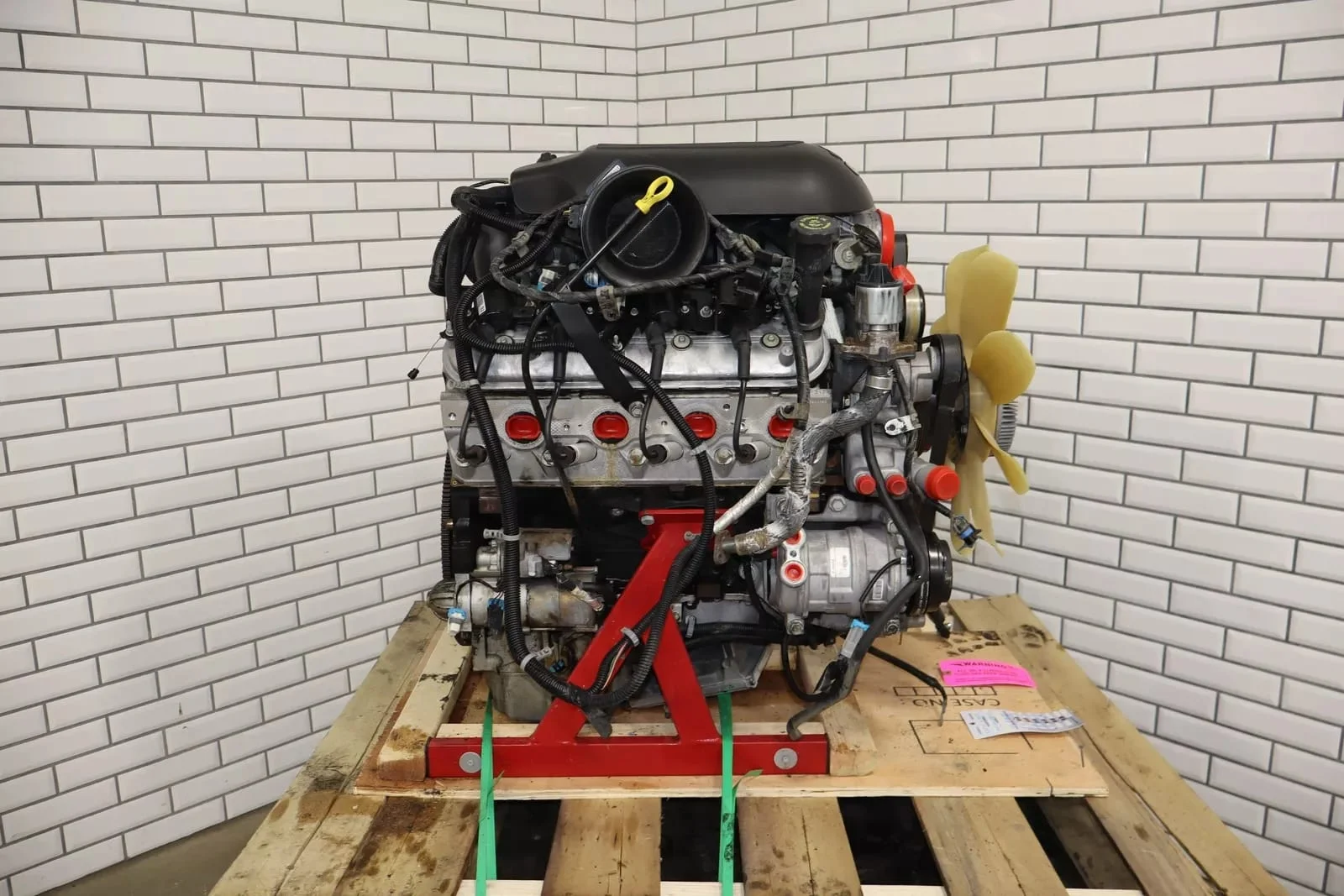 01-07 Chevy GMC 6.0L LQ4 V8 Engine LS Dropout Swap – 57k Miles