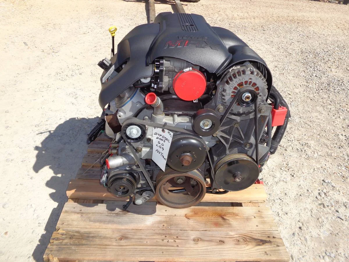 2005 6.0 Chevy LQ9 Vortec Engine with Computer and Wiring - Image 2