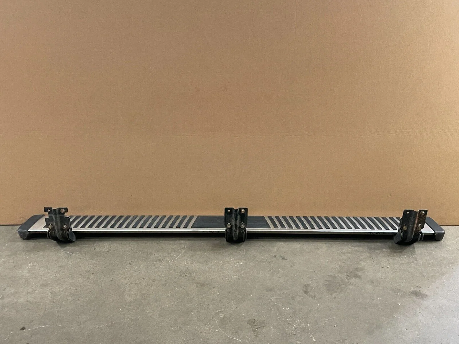 2012-2016 Ford F250 Right Passenger Side Step Running Board Chrome 1518 OEM - Image 3
