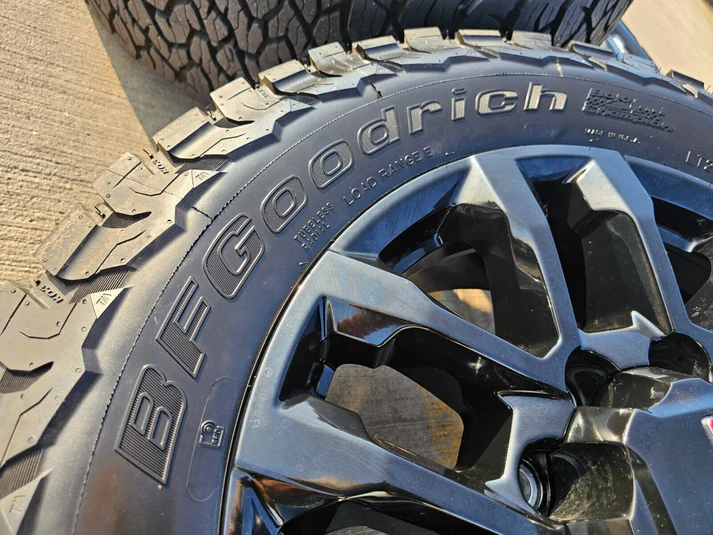 20″ Chevy Silverado Trail Boss GMC AT4 2500 87847207 OEM wheels rims - Image 7