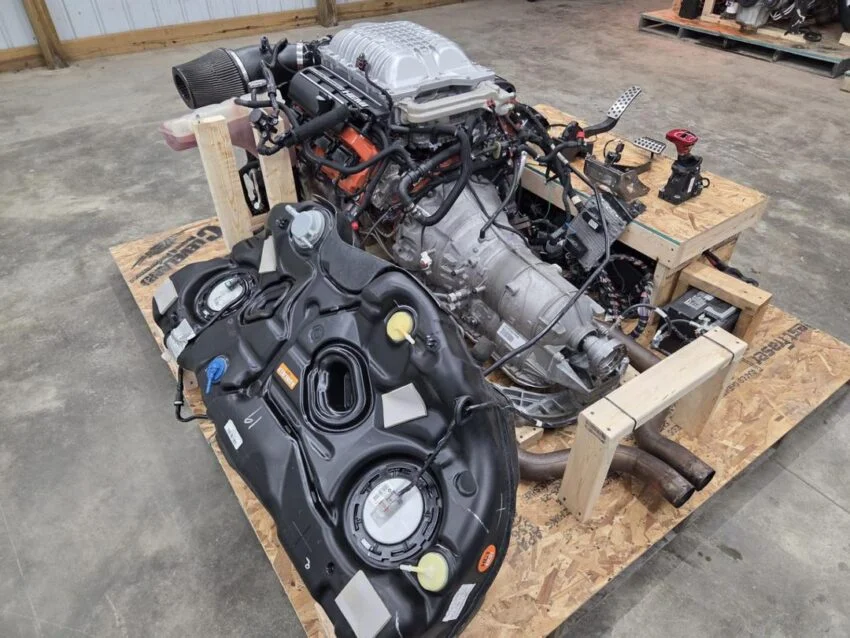 6.2L Supercharged Hellcat Engine Package – 707HP - Image 4