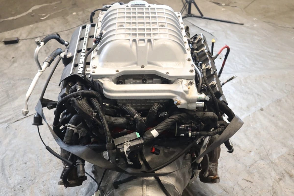 HELLCAT REDEYE 6.2L SUPERCHARGED ENGINE WITH 8HP90 AUTO TRANSMISSION - Image 6