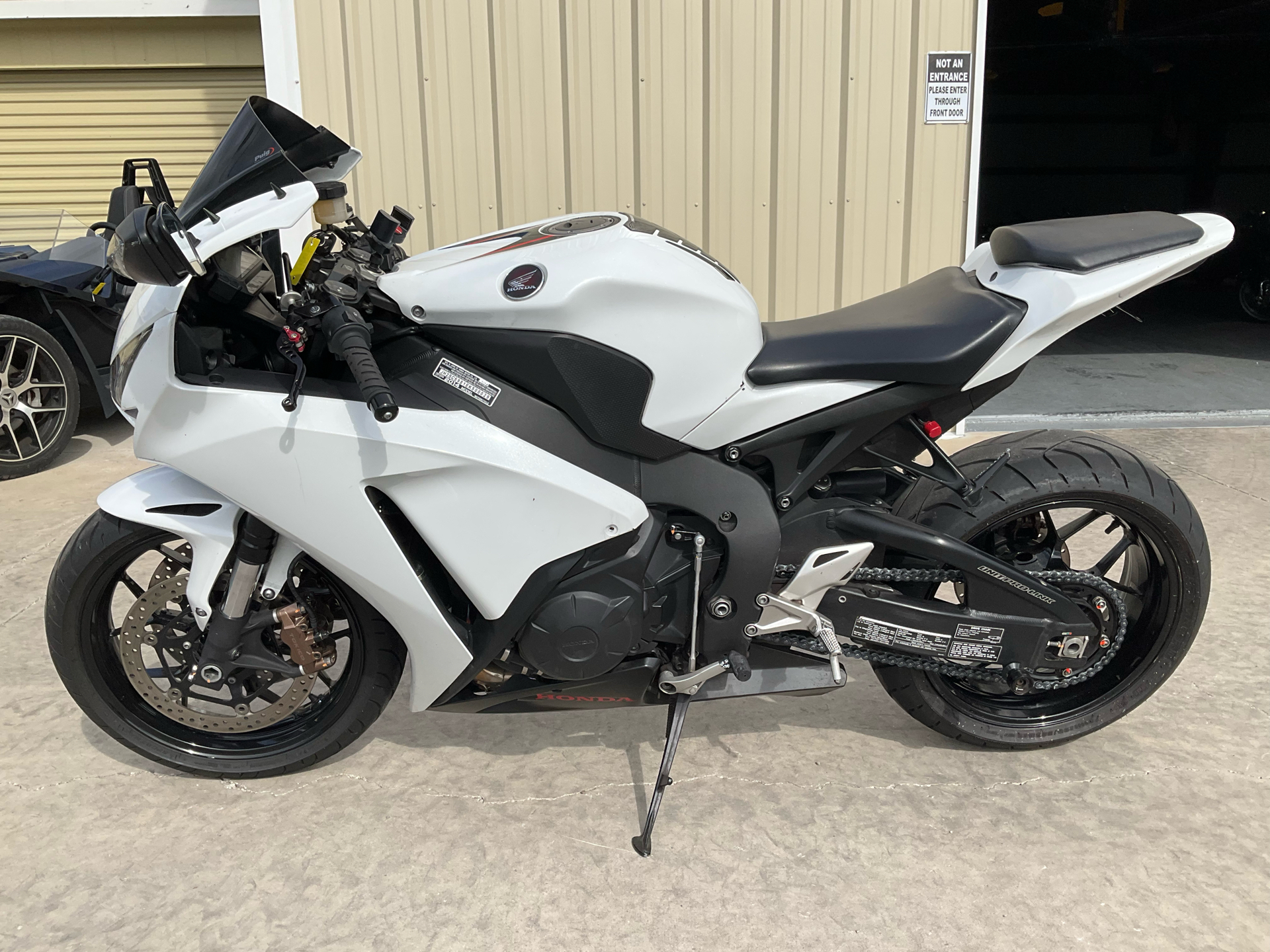 2014 HONDA CBR 1000RR ABS - Image 2