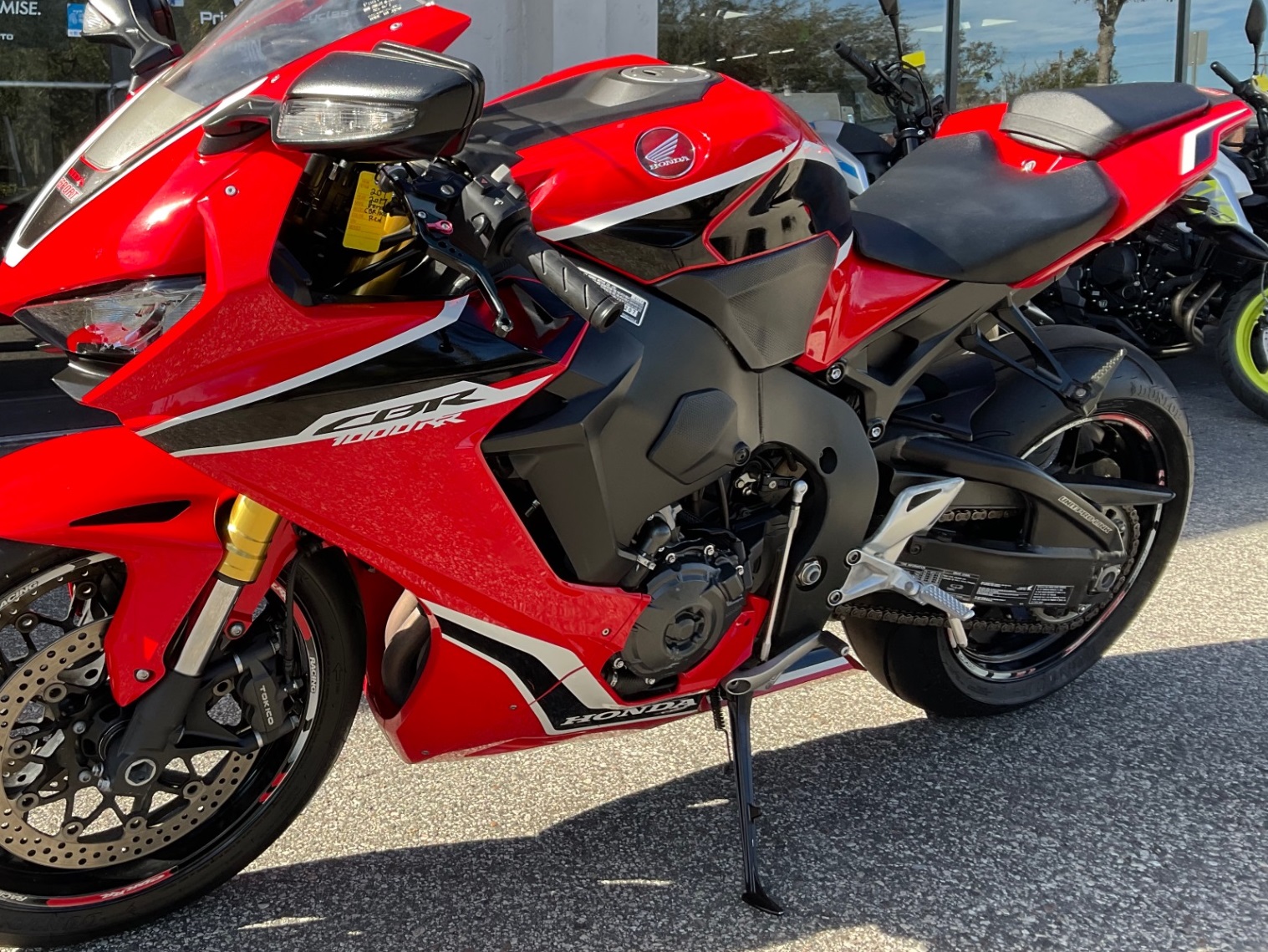 2017 HONDA CBR1000RR - Image 3